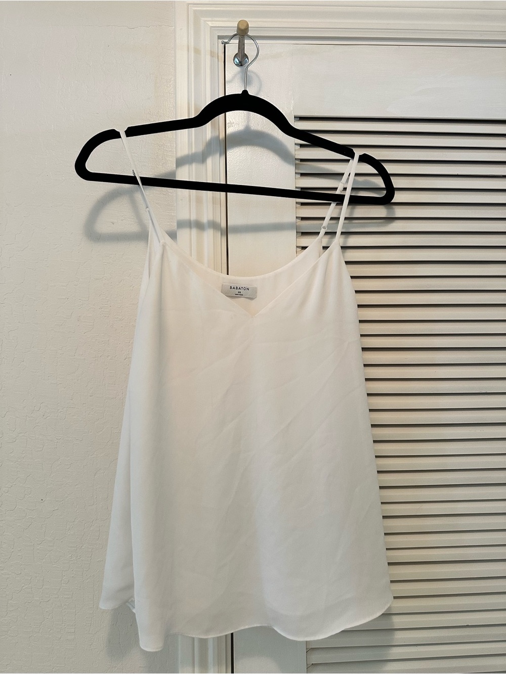 Aritzia White Spaghetti-Strap V-Neck Women's Top Adj Strap Lined XS